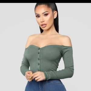 Sexy no shoulder top